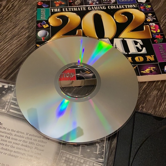 202 PC Game Collection - Picture 4 of 6